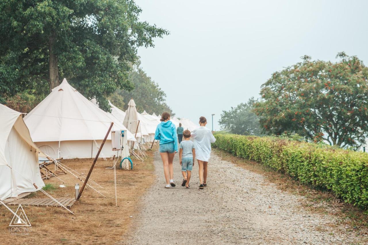 Lodg'ing Nature Camp Presqu'île Crozon Lanvéoc Exterior foto