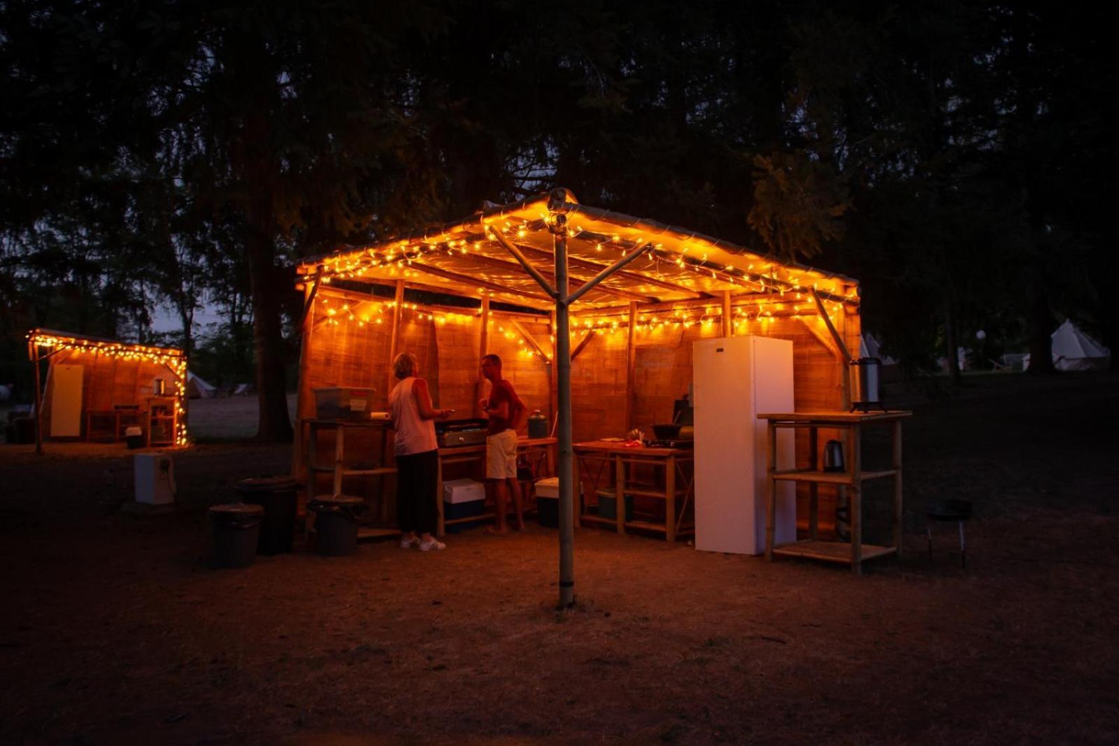 Lodg'ing Nature Camp Presqu'île Crozon Lanvéoc Exterior foto