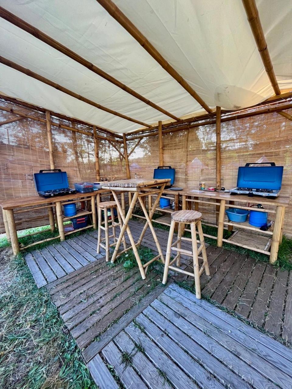 Lodg'ing Nature Camp Presqu'île Crozon Lanvéoc Exterior foto